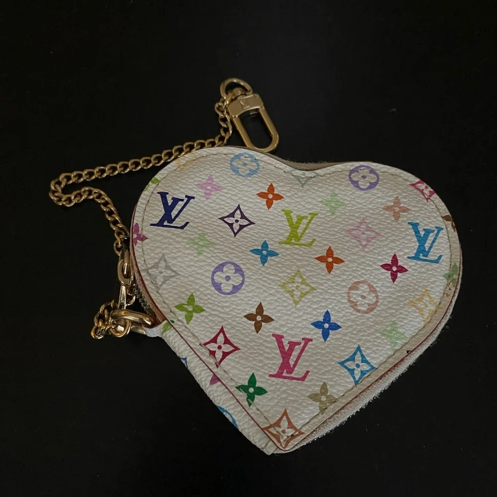 Louis Vuitton x Takashi Murakami white multicolor heart coin purse - Picture 17 of 17